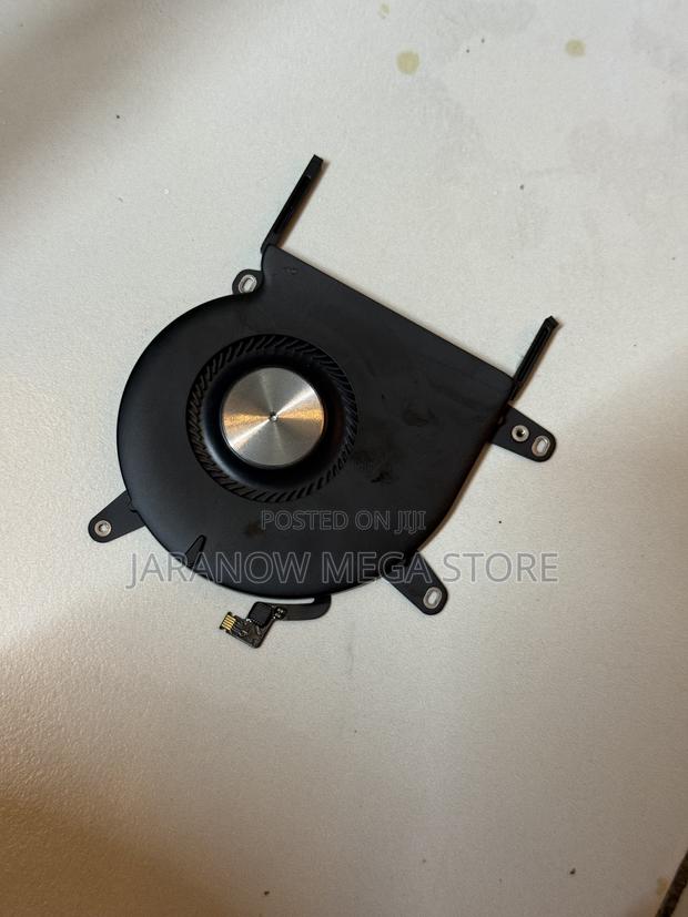 Apple MacBook Pro 13 Model Number A1708 Fan - thumbnail 2