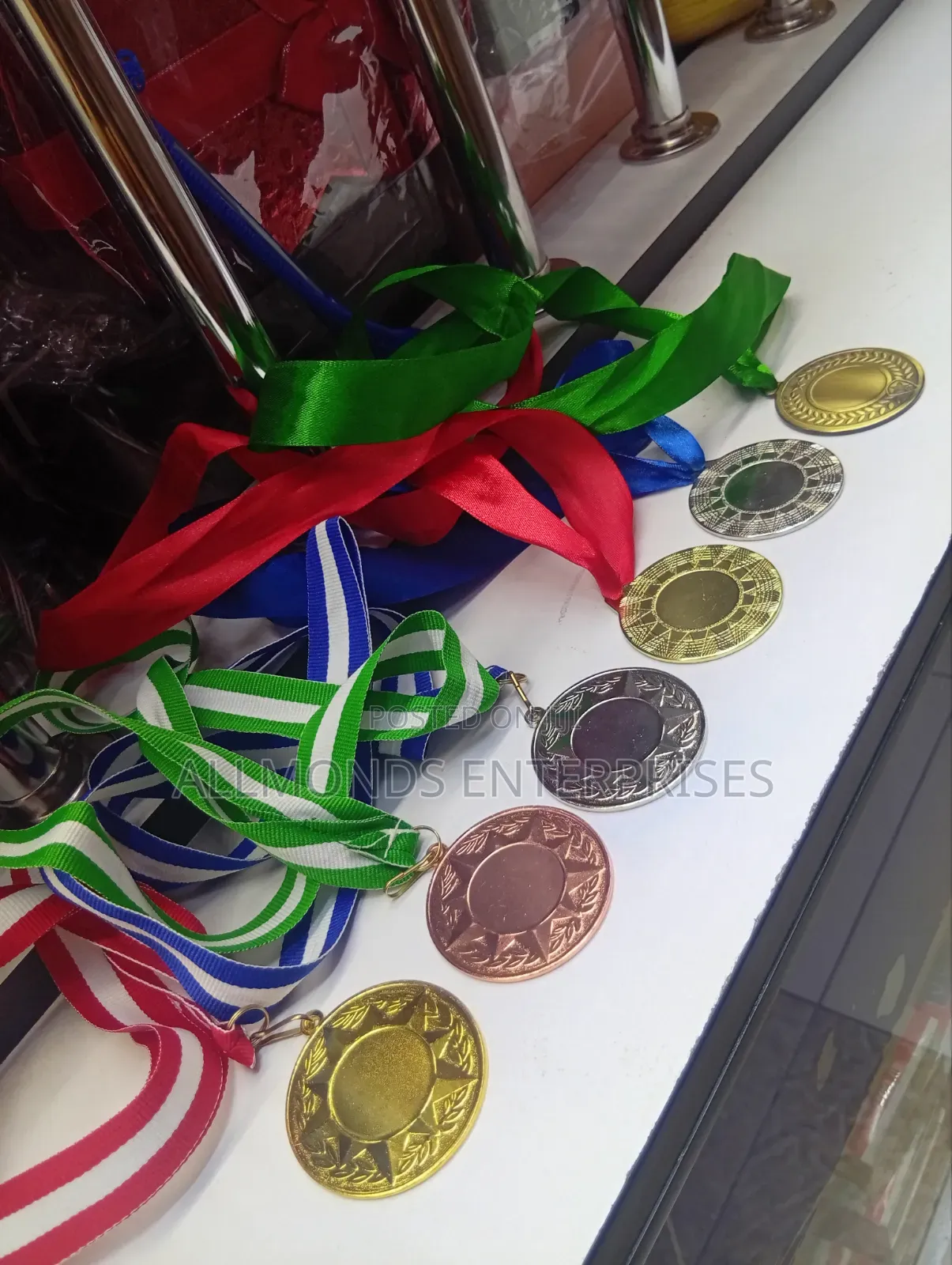 Plain Medals With Lanyards-Gold, Silver and Bronze Available