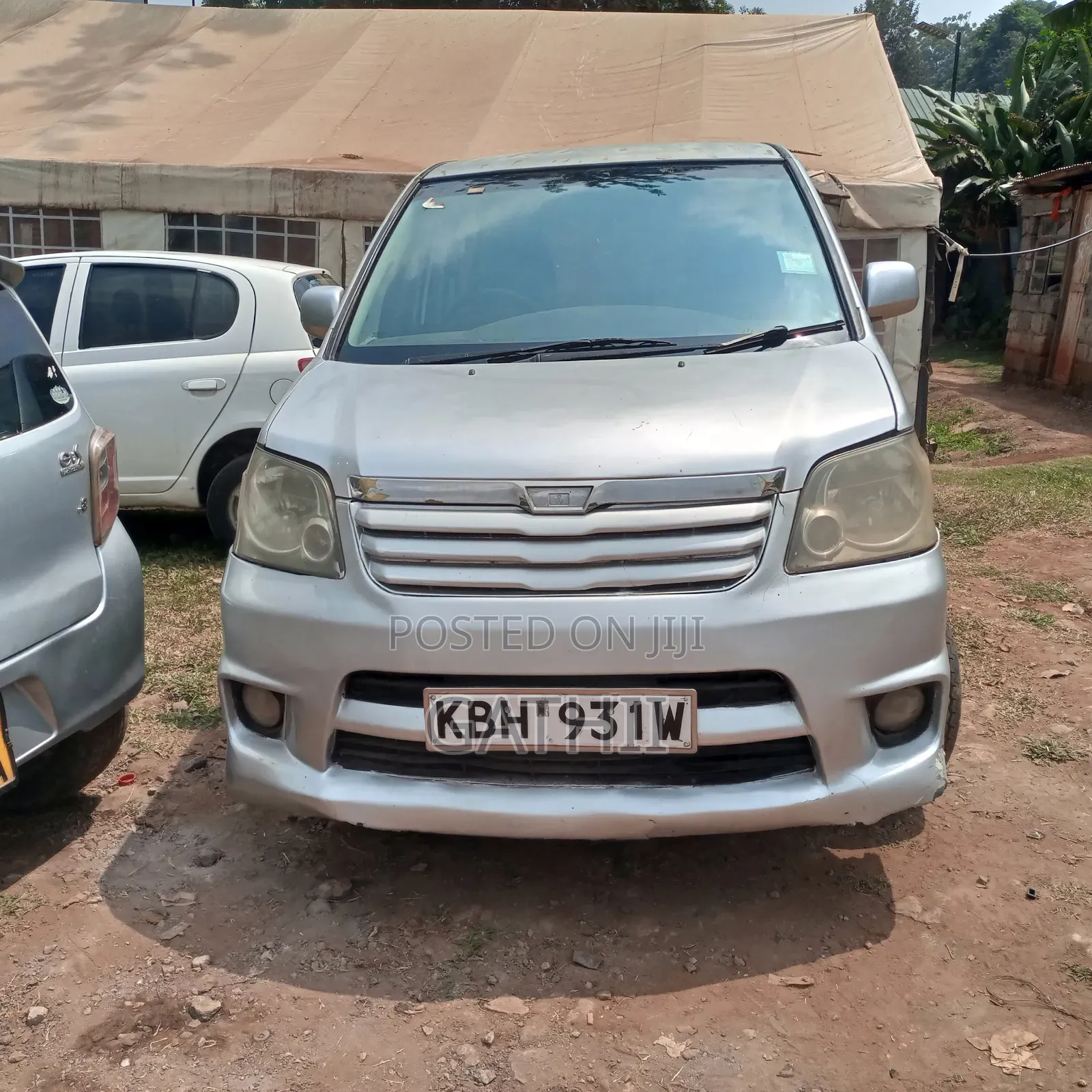 Toyota Noah 2009 Silver