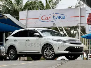 Toyota Harrier 2.0 2019 White