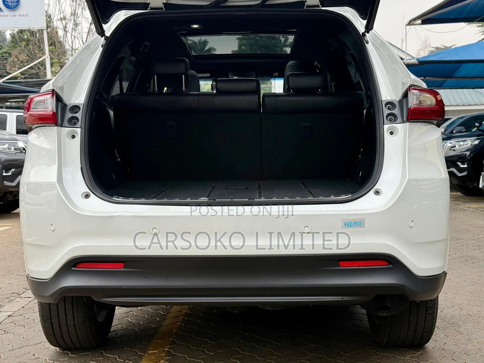 Toyota Harrier 2.0 2019 White