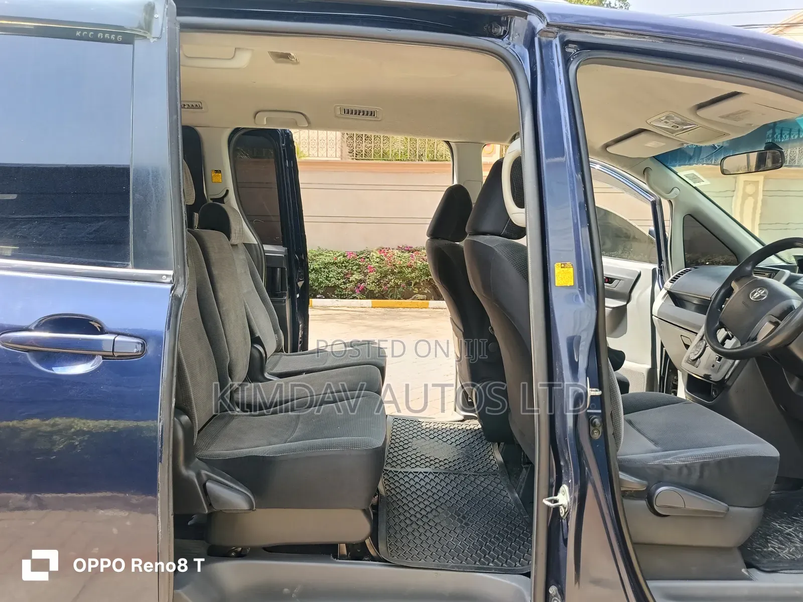 Toyota Noah 2008 Blue