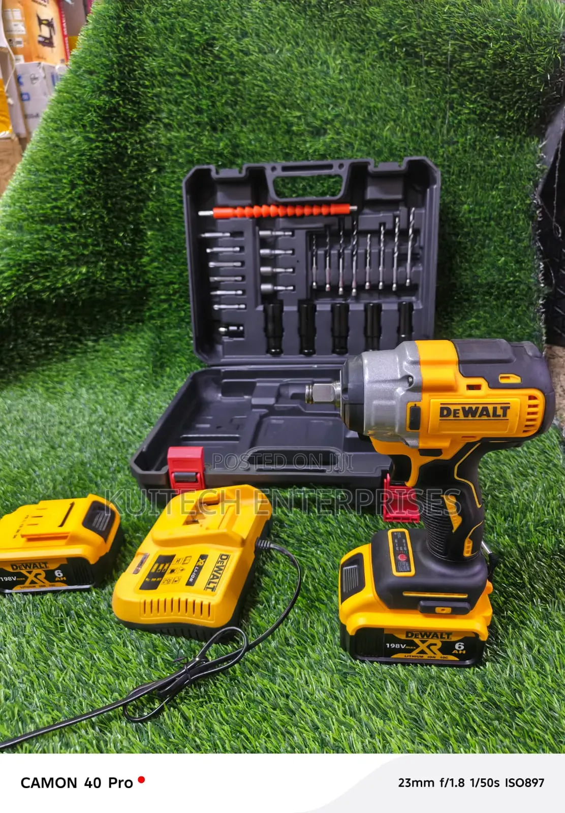 Dewalt Impact Wrench/ 198v Impact Wrench