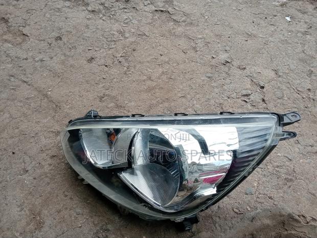 Mitsubishi Mirage Headlight - thumbnail 2