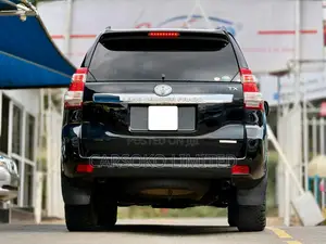 Toyota Land Cruiser Prado 2.8 2017 Black