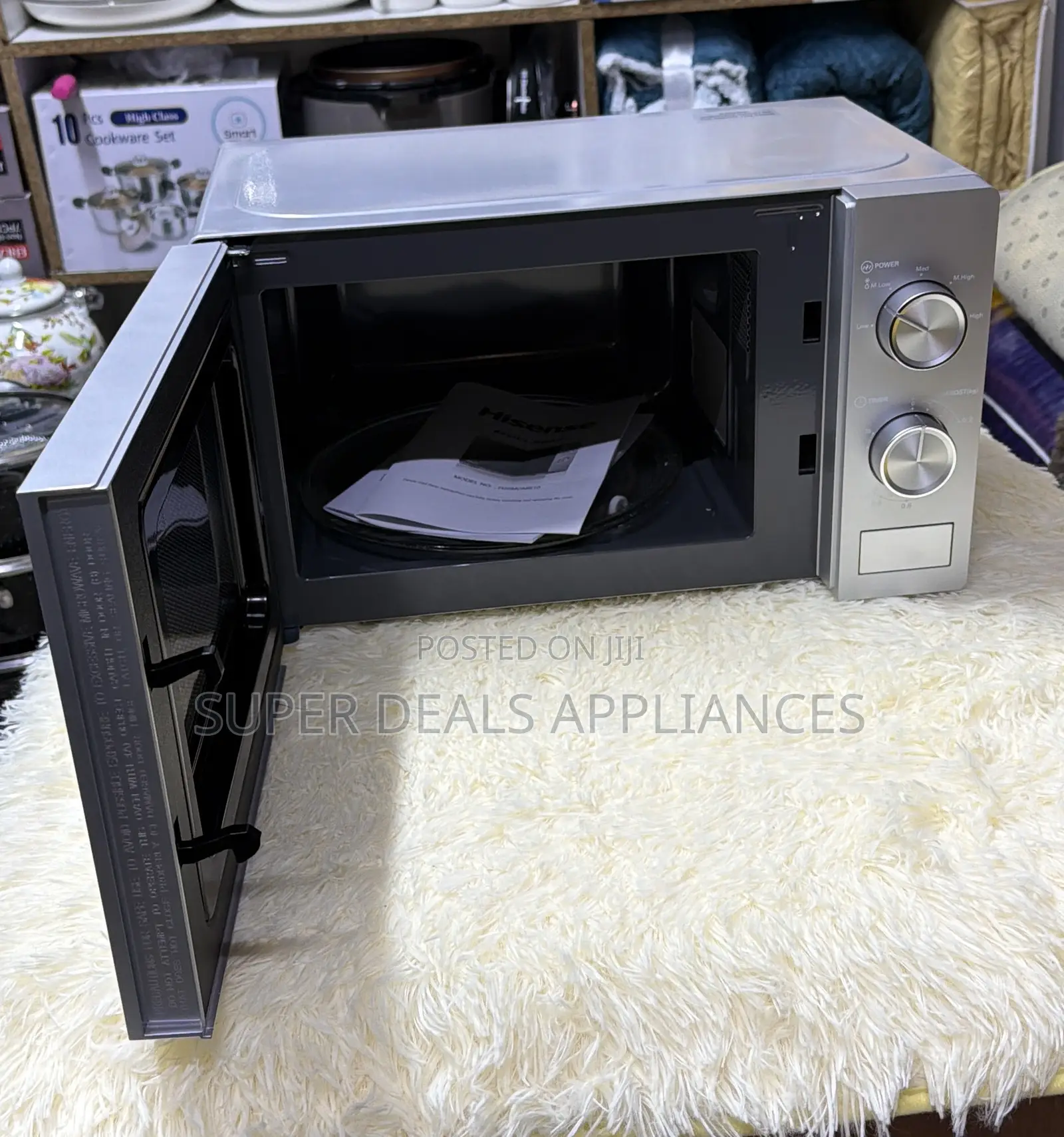 20 Litres Hisense Manual Microwave