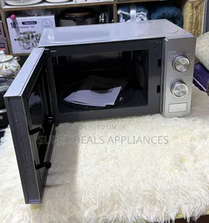 20 Litres Hisense Manual Microwave