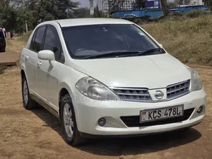 Nissan Tiida 2011 White