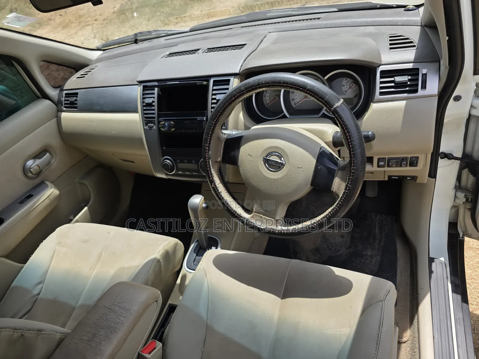 Nissan Tiida 2011 White