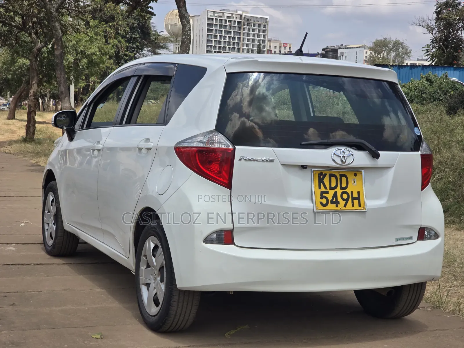 Toyota Ractis 2014 White