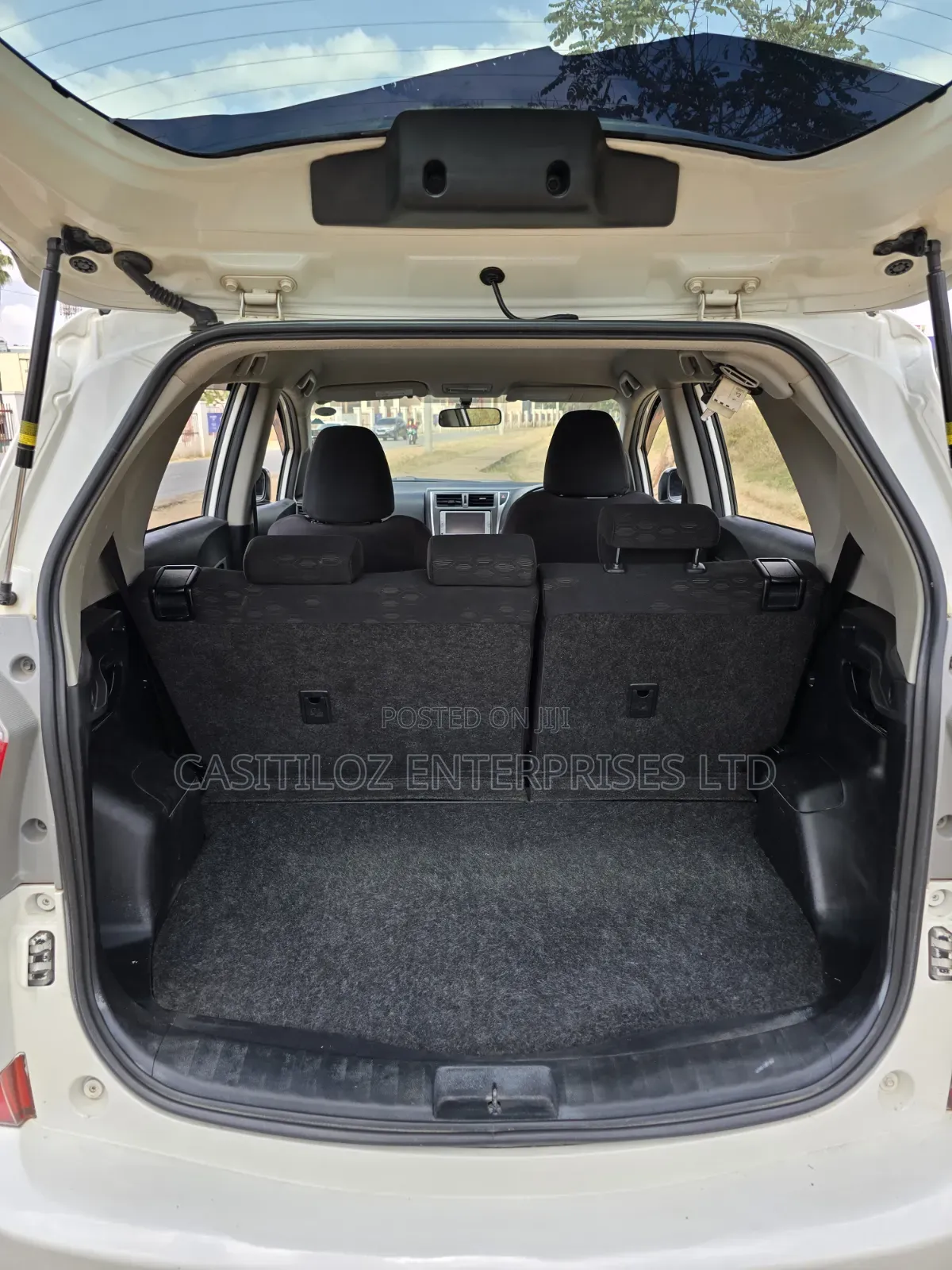 Toyota Ractis 2014 White