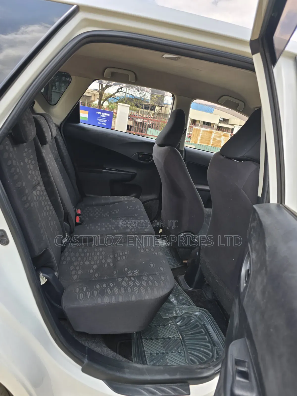 Toyota Ractis 2014 White