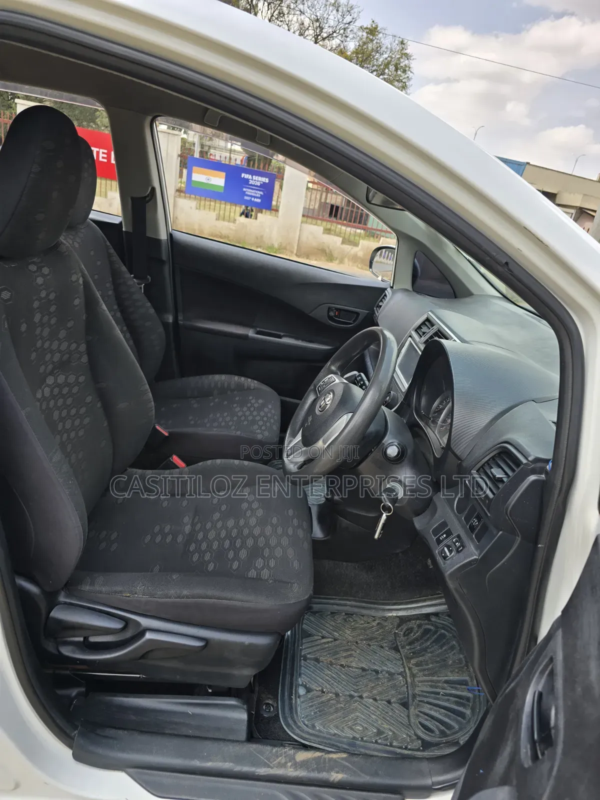 Toyota Ractis 2014 White