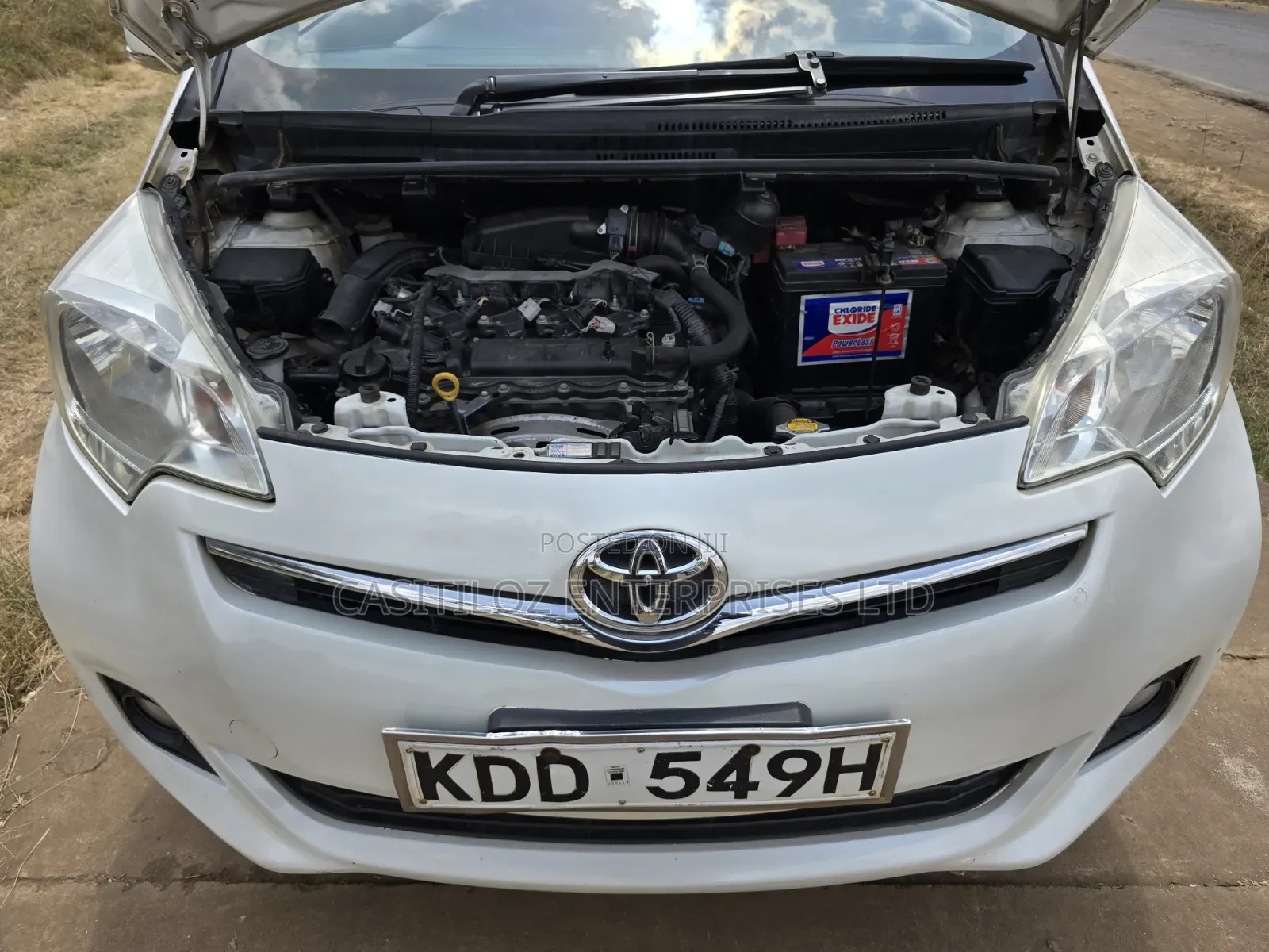 Toyota Ractis 2014 White
