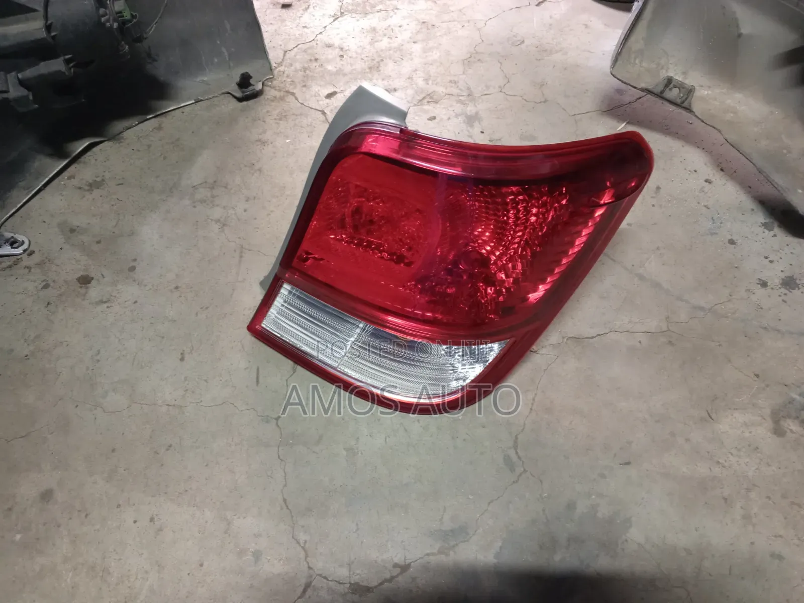 Axio 2012 (161) Taillight