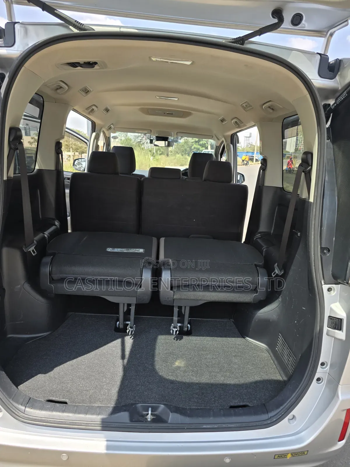 Toyota Noah 2020 Silver