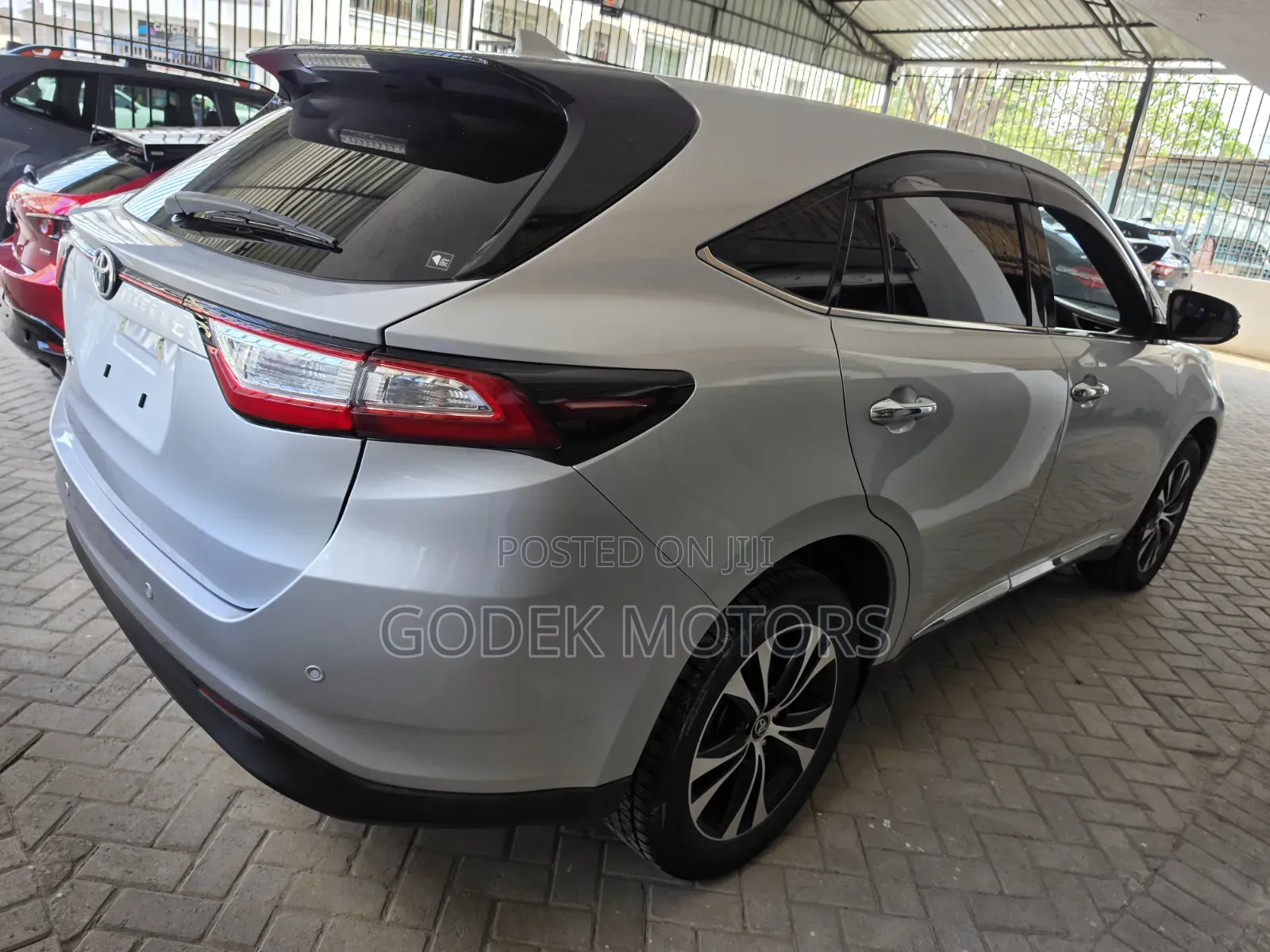 Toyota Harrier 2019 Silver