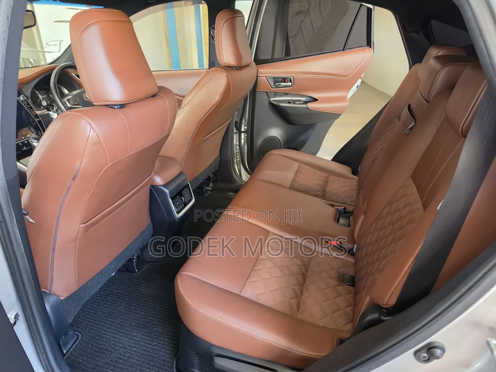 Toyota Harrier 2019 Silver