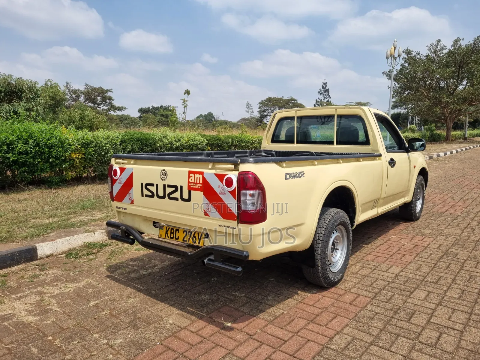 Isuzu D-MAX 2008 Yellow