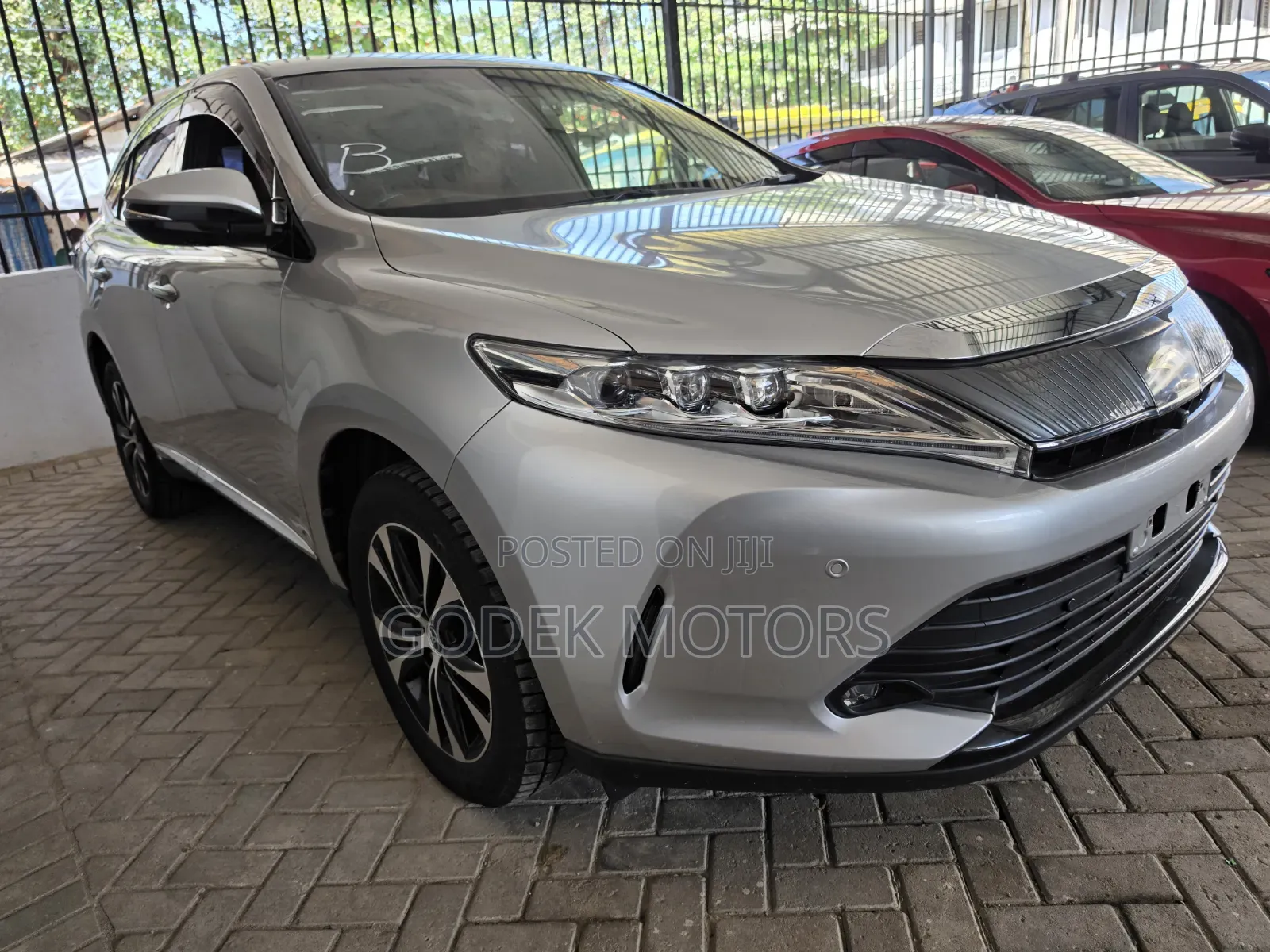 Toyota Harrier 2019 Silver