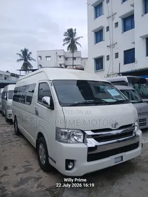 Toyota HiAce 2019 White