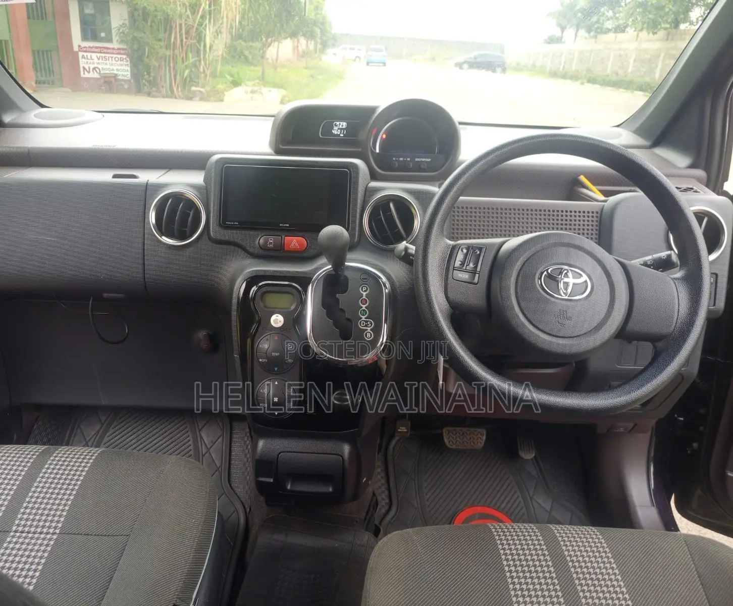 Toyota Spade 2018 Maroon