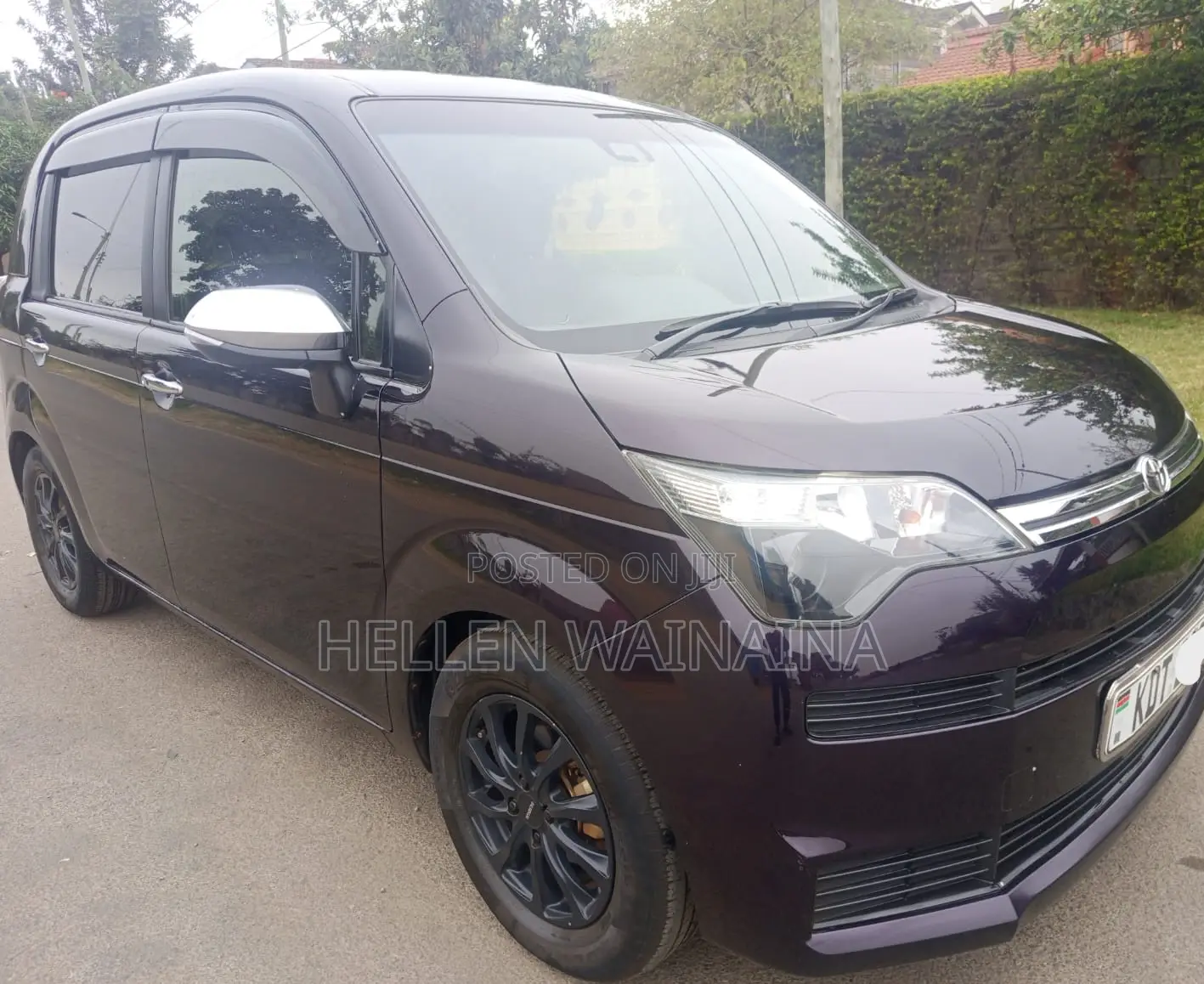 Toyota Spade 2018 Maroon