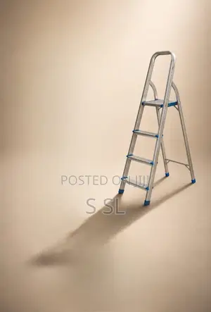 4 Step Household Ladder Kenya | Strong Aluminium Step Ladder