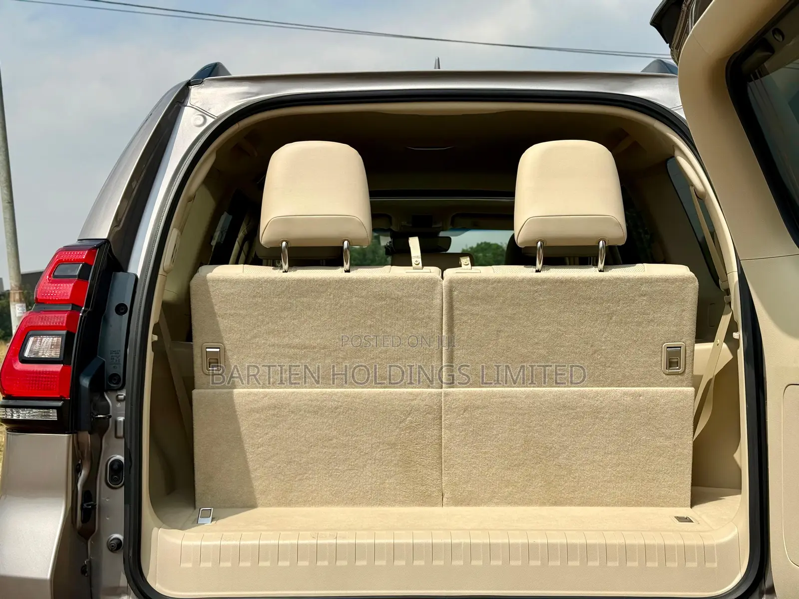 Toyota Land Cruiser Prado 2.8 2022 White