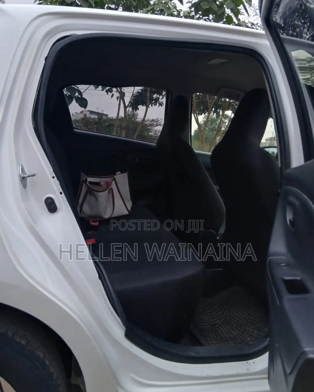 Toyota Vitz 2018 White