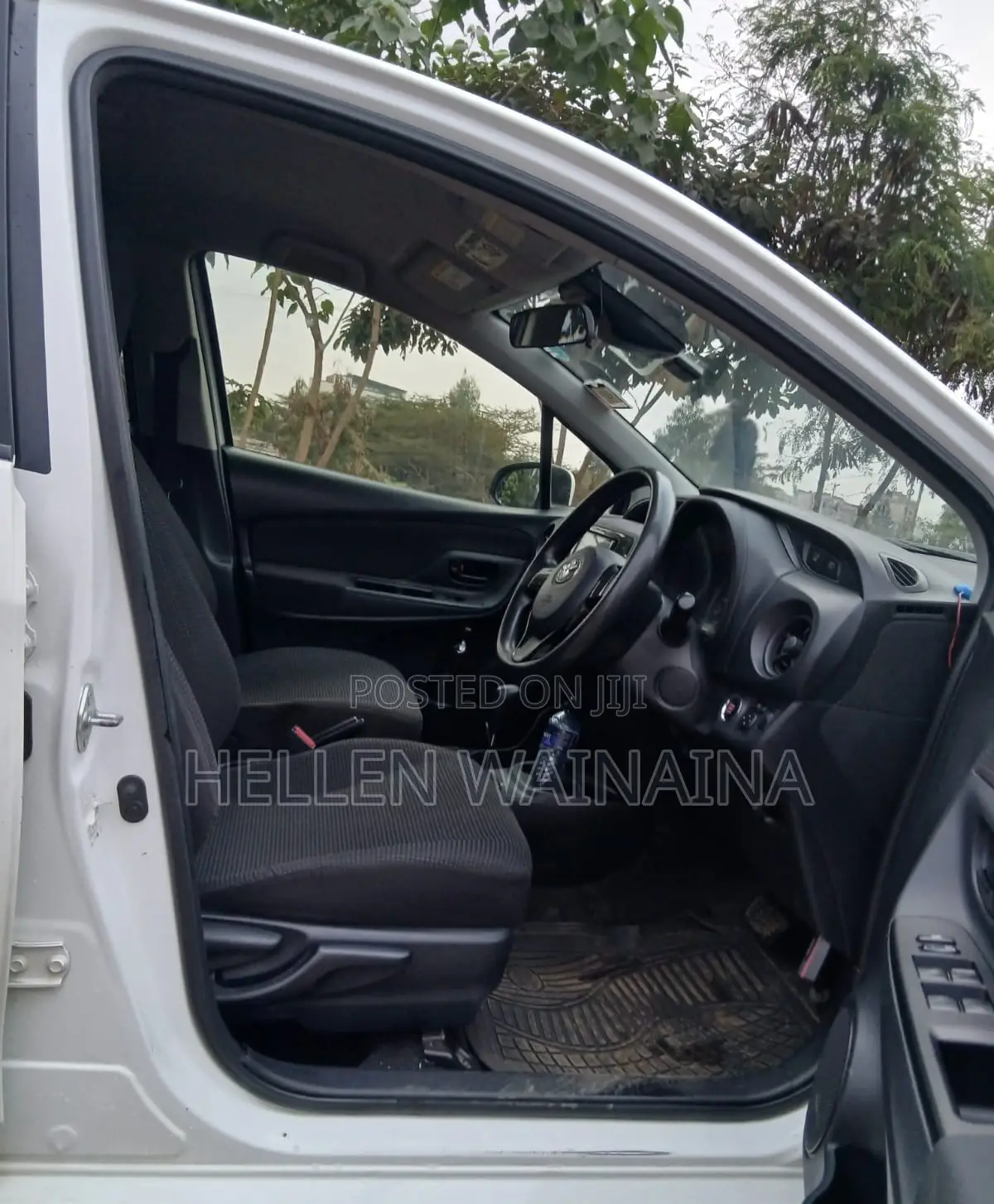 Toyota Vitz 2018 White