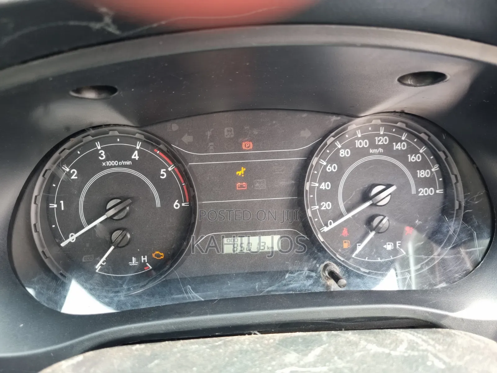 Toyota Hilux 2023 Gold