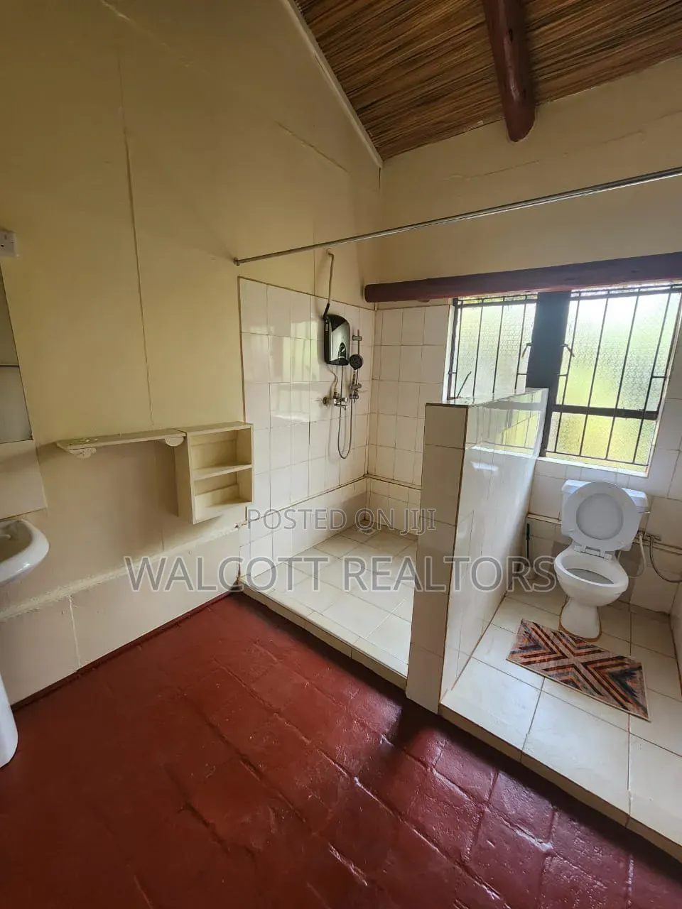 2bdrm Bungalow in Ridgeways for rent