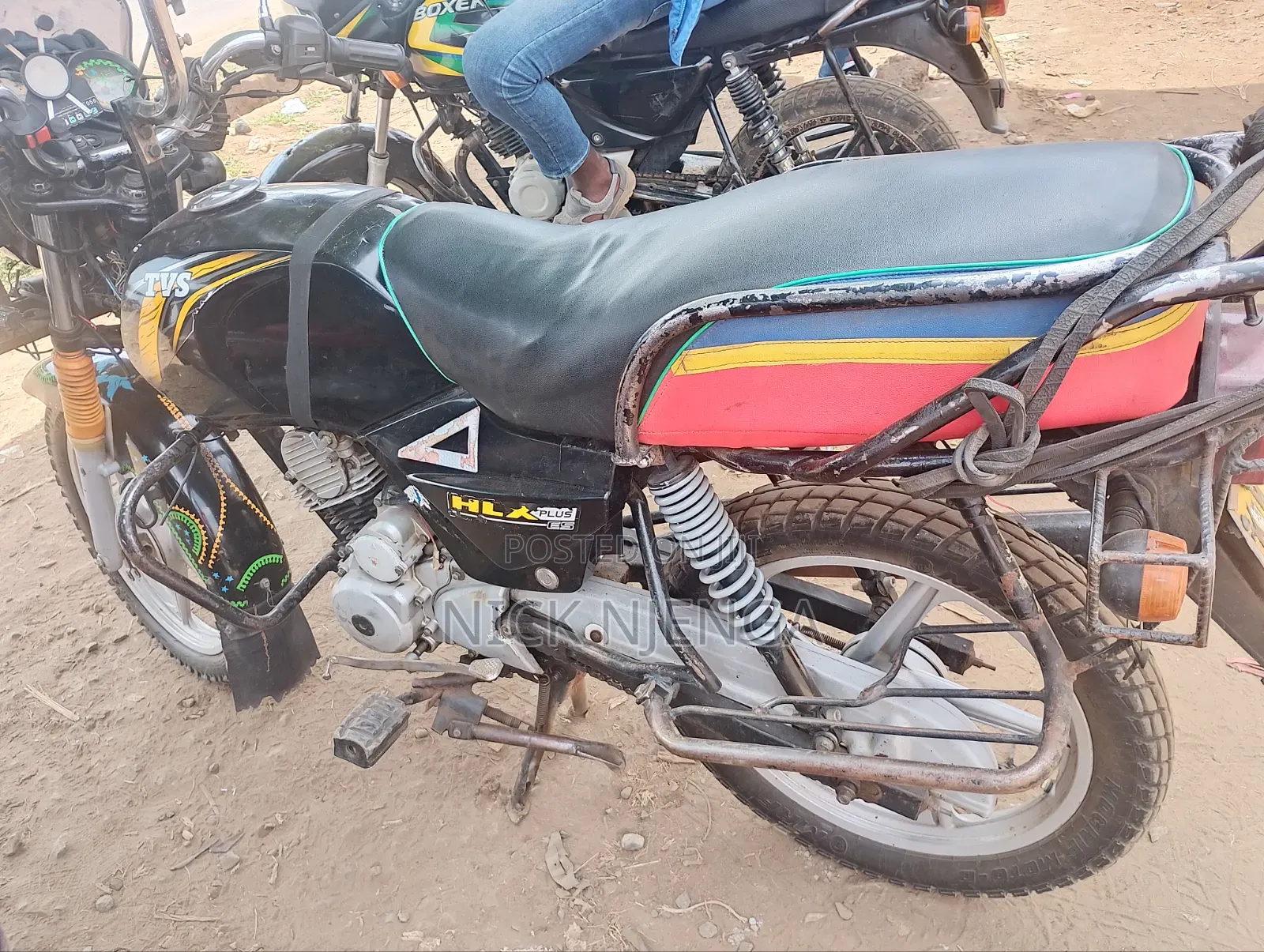 TVS HLX Plus ES 2021 Black