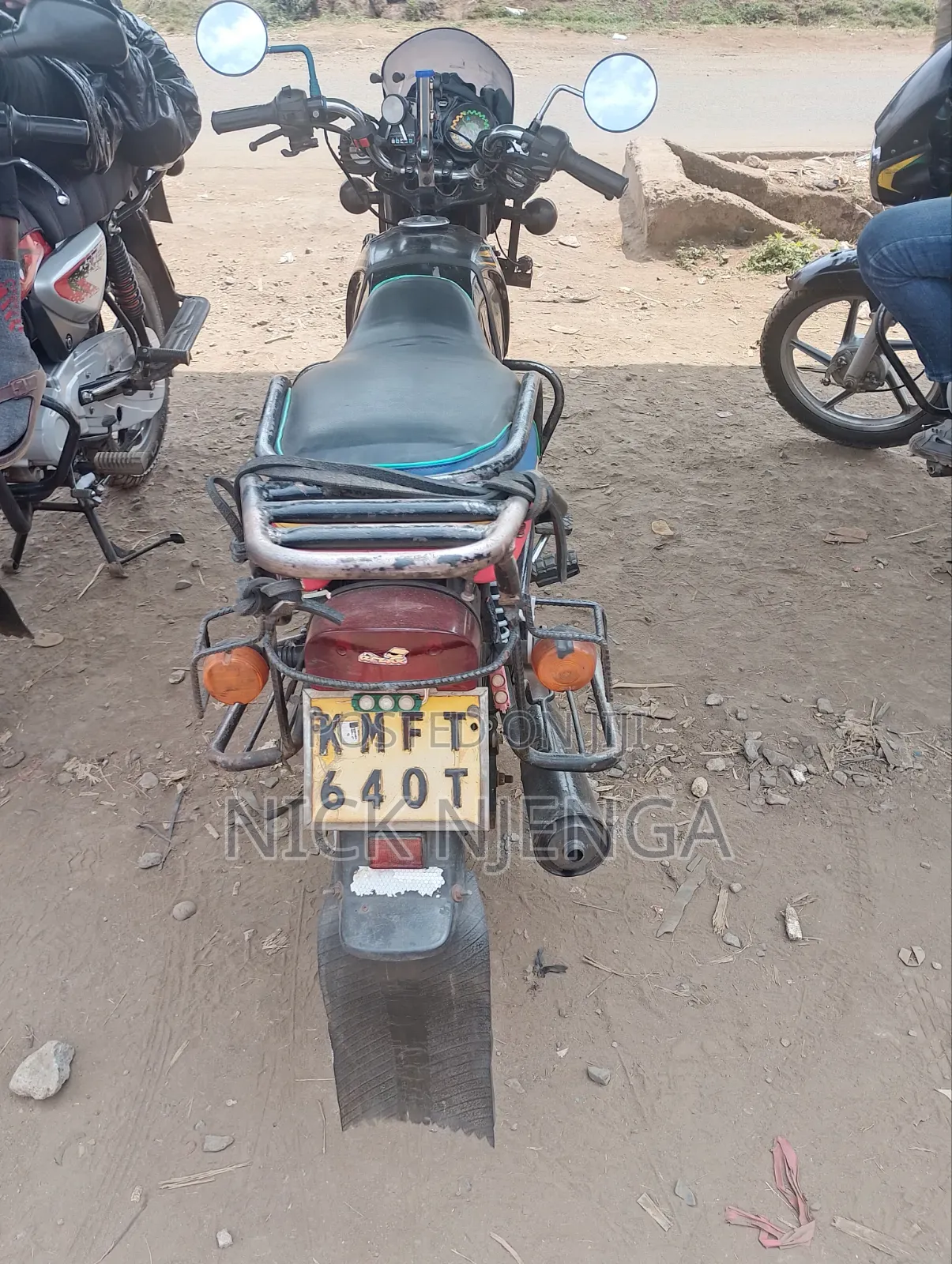 TVS HLX Plus ES 2021 Black