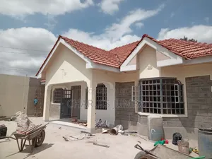 3bdrm Bungalow in Kcb Estate, Kitengela for sale