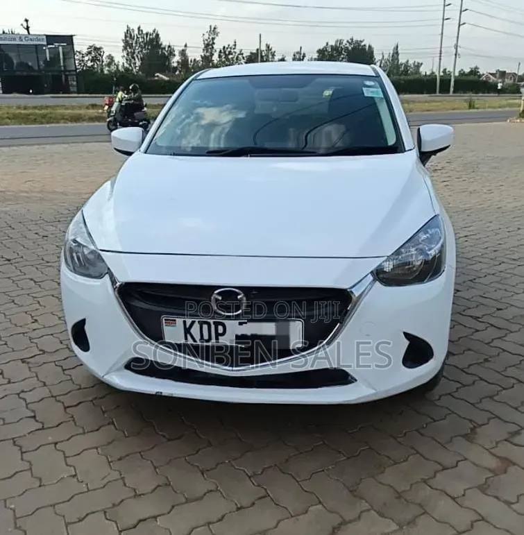 Mazda Demio 2016 White