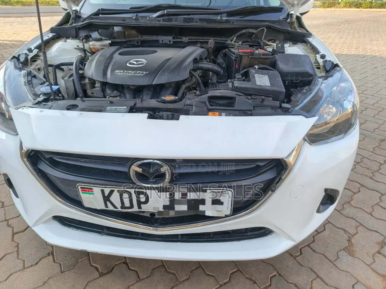 Mazda Demio 2016 White