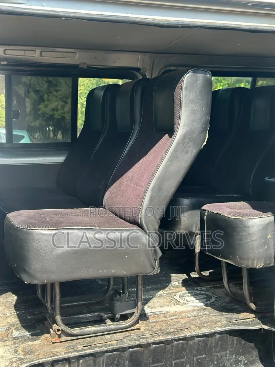 Toyota HiAce 2015