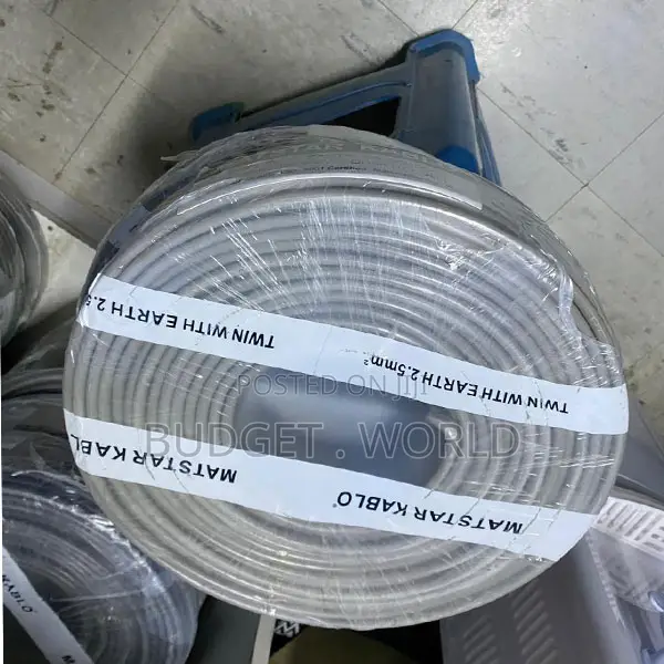 2.5mm 3 Core Flame Retardant PVC Twin Earth Wiring Cable 90M