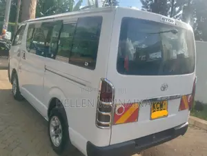 Toyota HiAce 2012 White