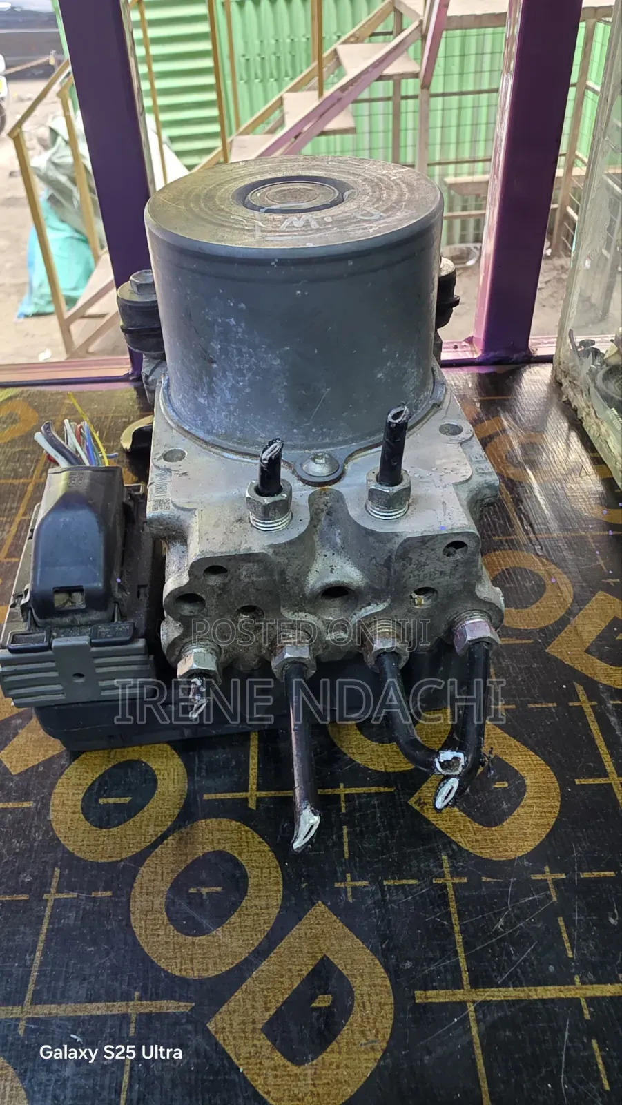 Toyota Harrier ABS MOTOR