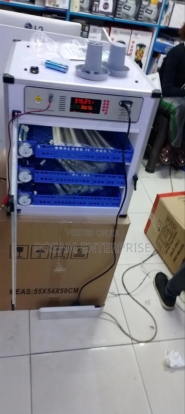 204 Egg Incubator