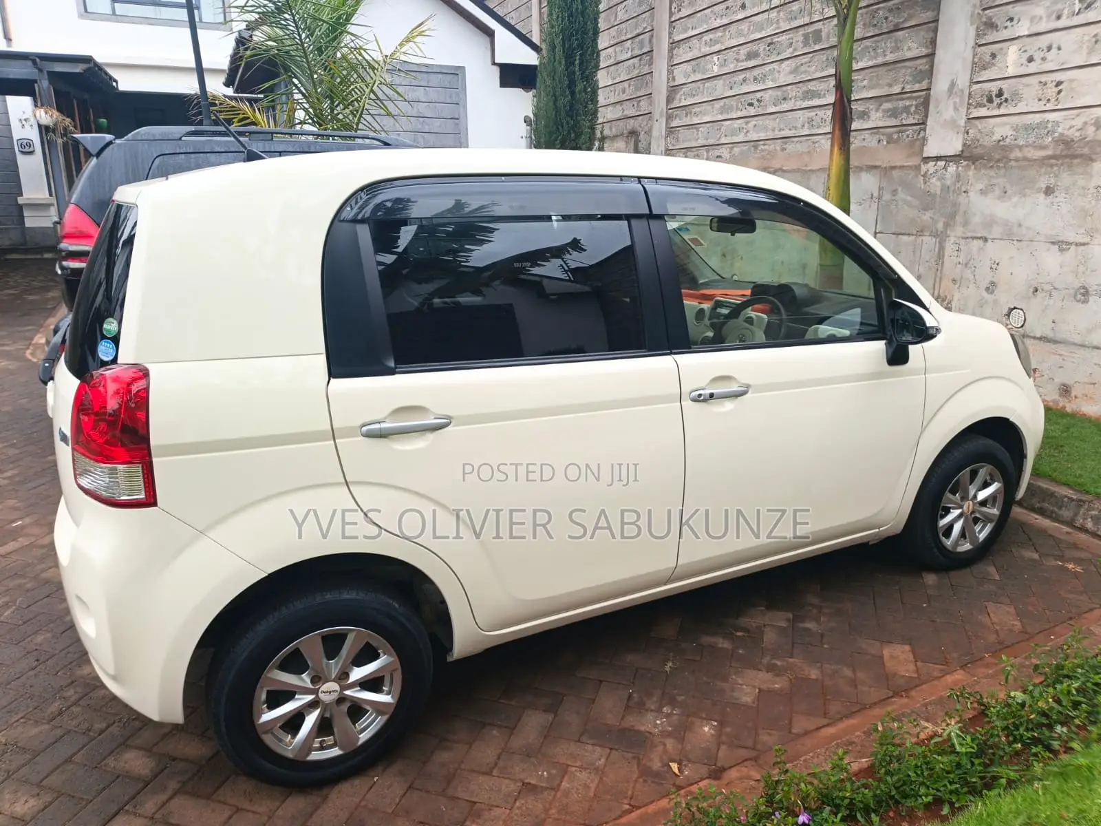 Toyota Porte 2015 Beige