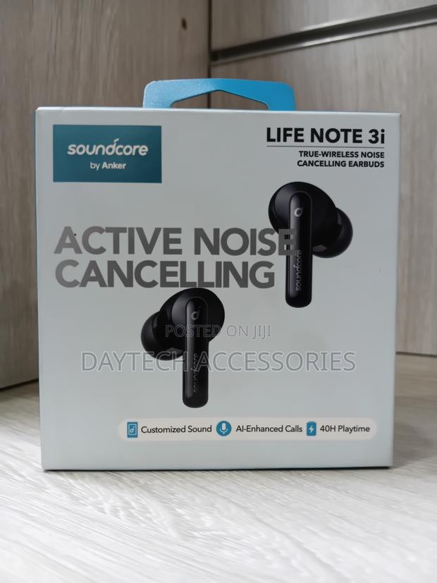 Anker Soundcore Life P3i Hybrid Active Noise Cancelling Earbuds