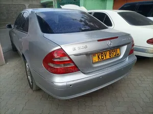 Mercedes-Benz E200 2006 Silver