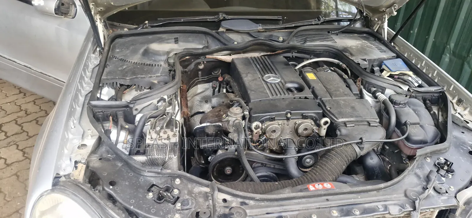 Mercedes-Benz E200 2006 Silver