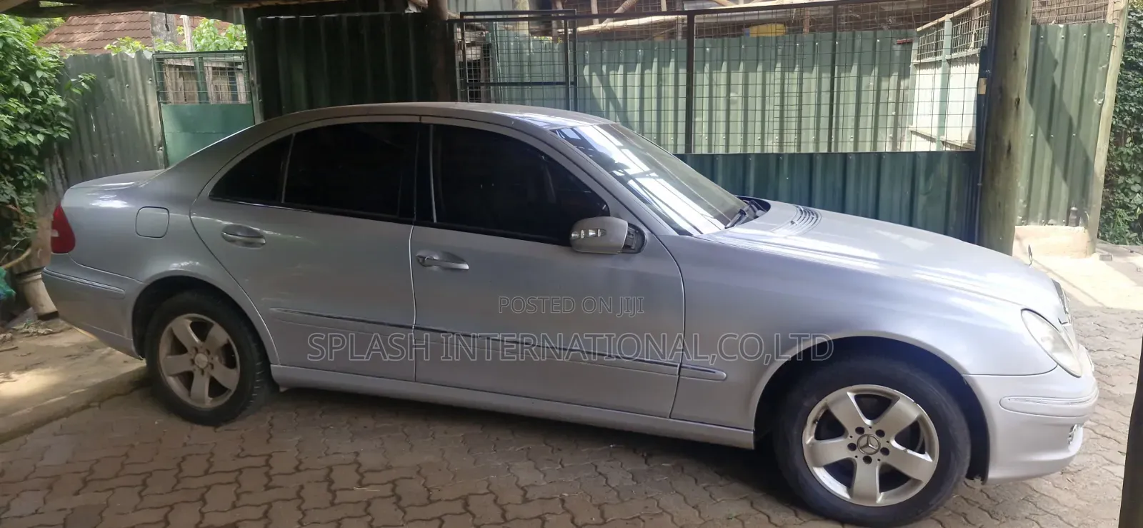 Mercedes-Benz E200 2006 Silver