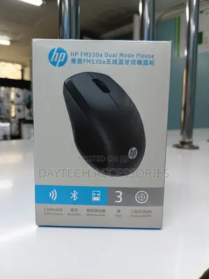 This Is an HP FM530a Dual Mode Mouse in Black.