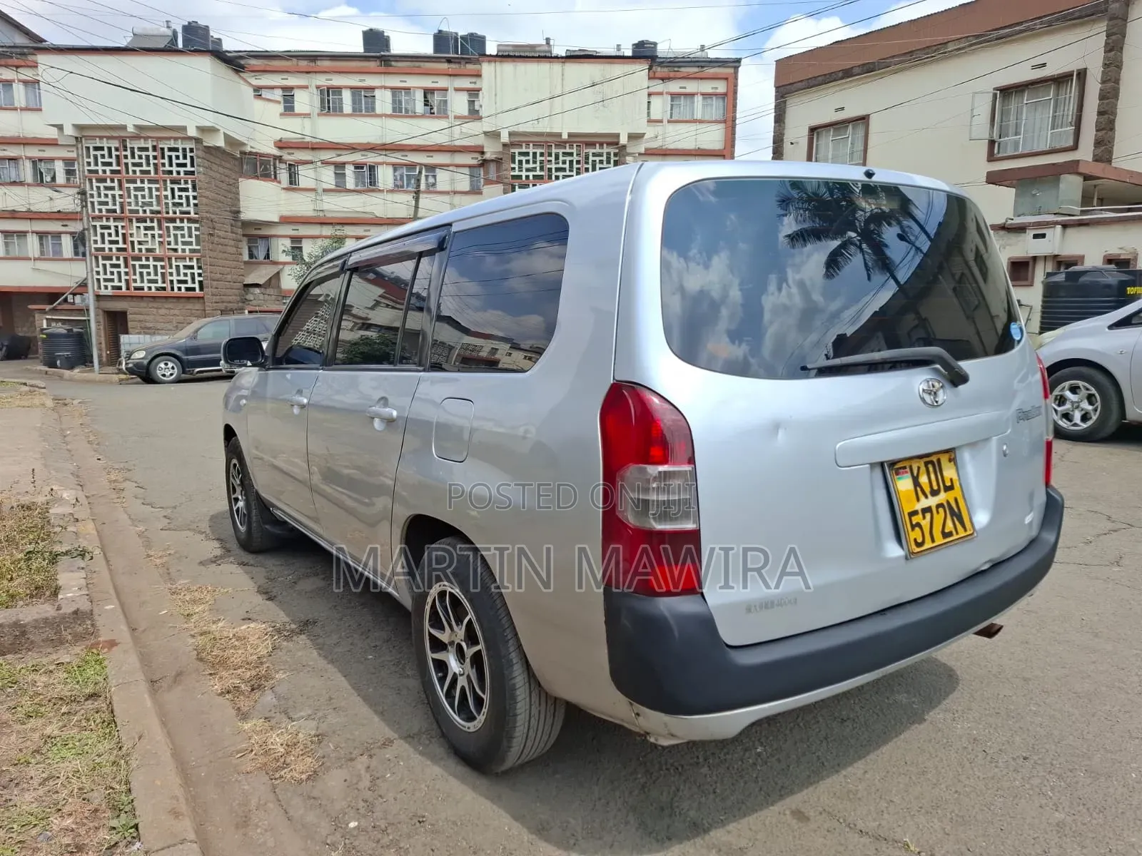 Toyota Probox 2017 Silver